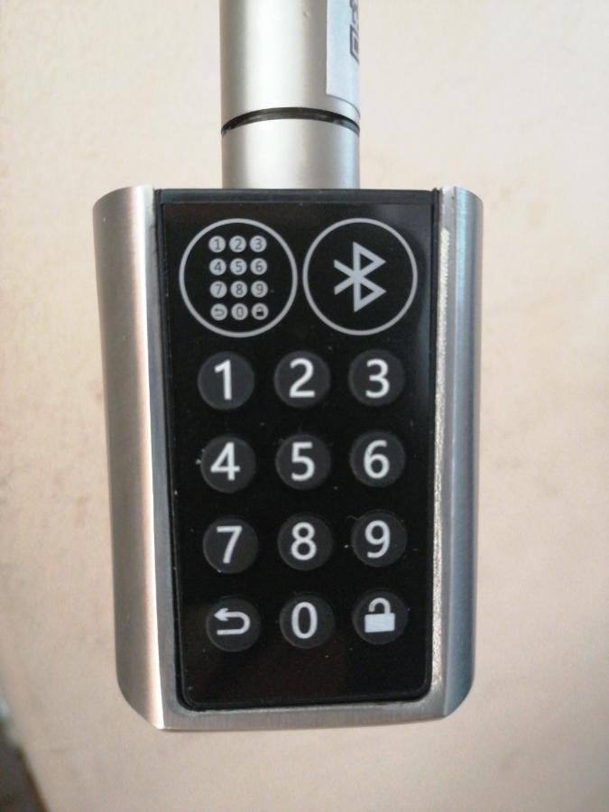 Apartment Self Check In 00-24 Mm 贝尔格莱德 外观 照片